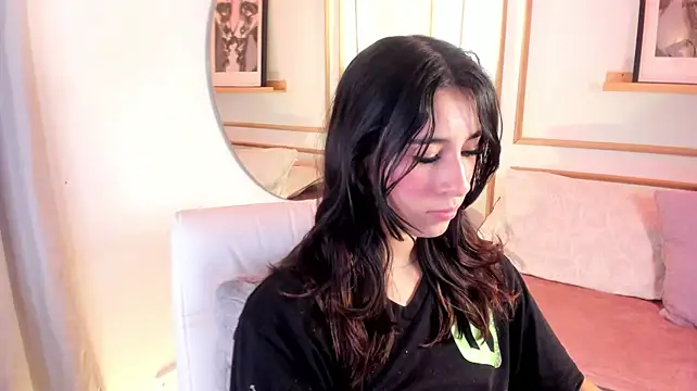 Nanami_'s Live XXX Chat