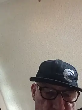 Rootpass222 Chat XXX live