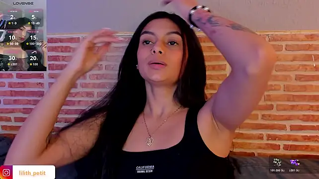 Chat XXX ao vivo de lilith_petit_
