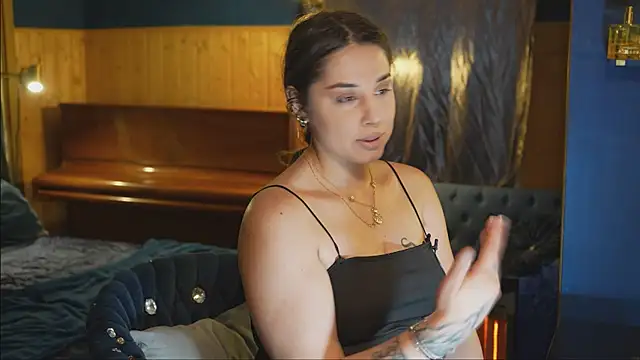 צ'אט XXX בשידור חי של VanessaDoyle