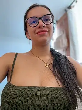 Živý XXX chat Soy_Sara7