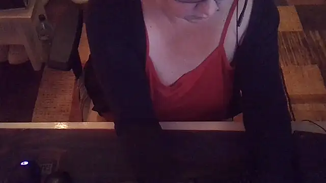 Silvia2277 Chat XXX in diretta