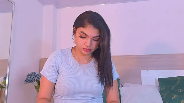 แชท XXX สดของ MelodyAlvarez