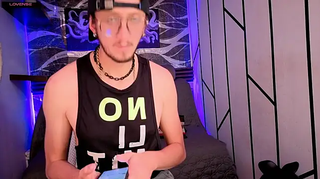 Chat +18 de MR_ANGEL__ ao vivo
