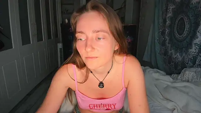 LiaSasha's Live XXX Chat