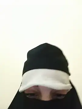 sexy__mona Adlı Modelin Canlı XXX Sohbeti
