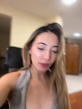 kloe__t18's Live XXX Chat