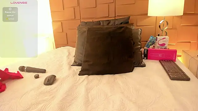 دردشة NaomyRivera الجنسية المباشرة