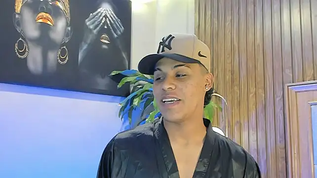 Chatroom XXX en direct de Colby_driscoll