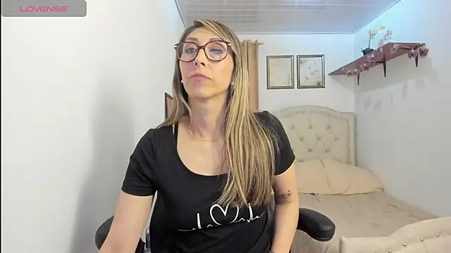scarletfs' Live XXX Chat