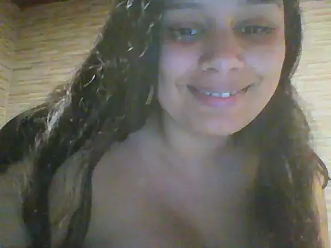 Juliee_21 Obrolan Langsung XXX