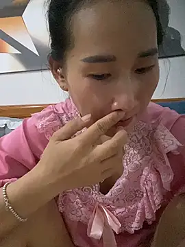 siorin_24 Adlı Modelin Canlı XXX Sohbeti