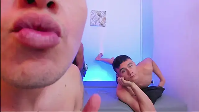 Chatroom XXX en direct de Seductive_BoysW