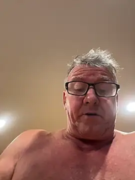 XXX chat uživo modela capitaine111