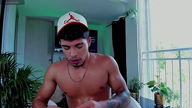 Ken_Boss Live XXX-chat