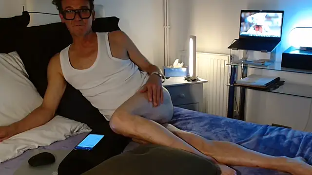 ImYourXtoy Chat XXX in diretta