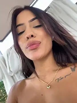 MystiqueXXX Live XXX-chat
