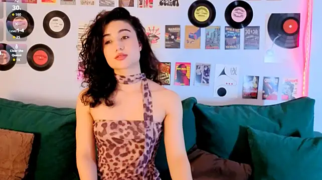 Chat XXX en directo de Maya_Rogerss