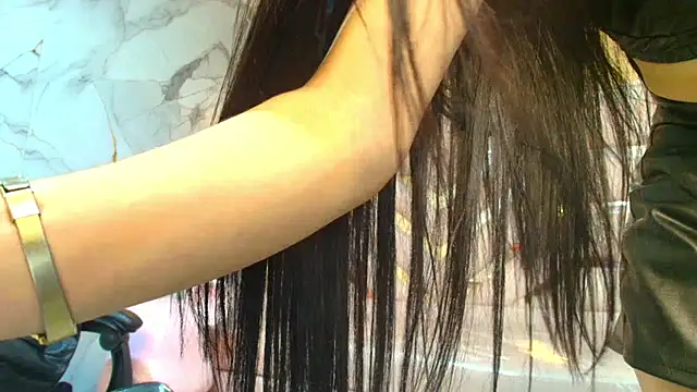 Chloe__r Adlı Modelin Canlı XXX Sohbeti