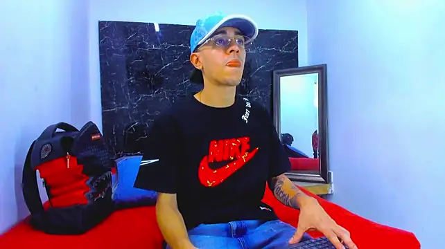 Mick-lollipopp Chat XXX in diretta