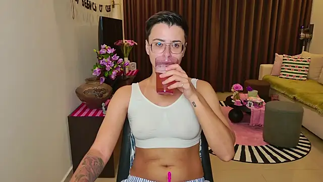SashaNotFound Adlı Modelin Canlı XXX Sohbeti