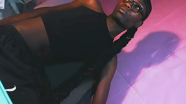 Hilary_tsx's Live XXX Chat