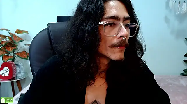 bigcock_robert 在線直播表演