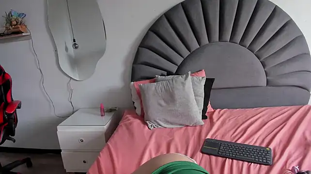 SabrinaVantress élő XXX-chatje