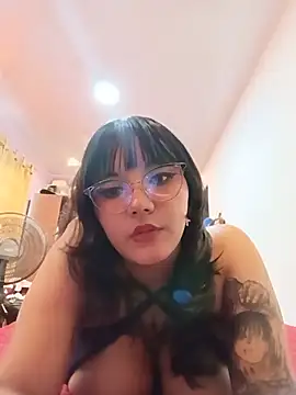 Dakota-Hills Chat XXX in diretta