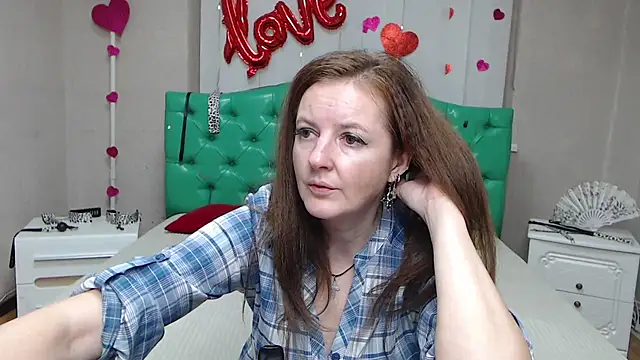Živý XXX chat MeganPirs