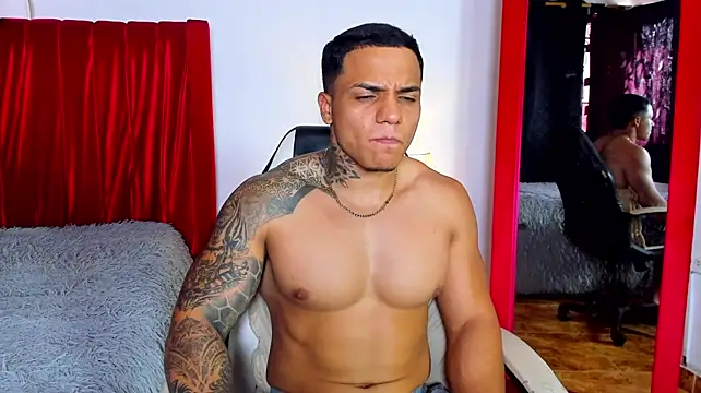 XXX chat uživo modela Lord__herakles
