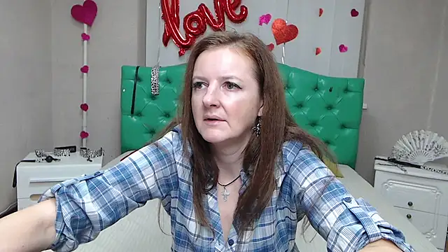 MeganPirsn Live XXX chat