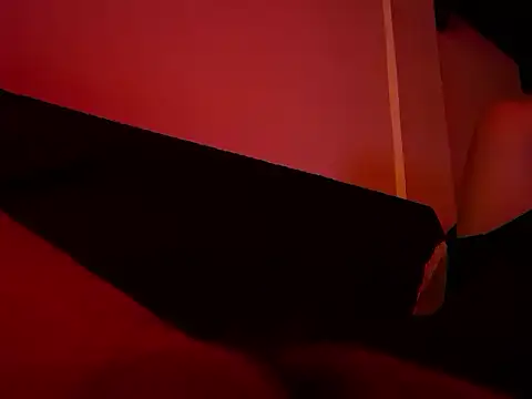 cometemicola 网络视讯表演