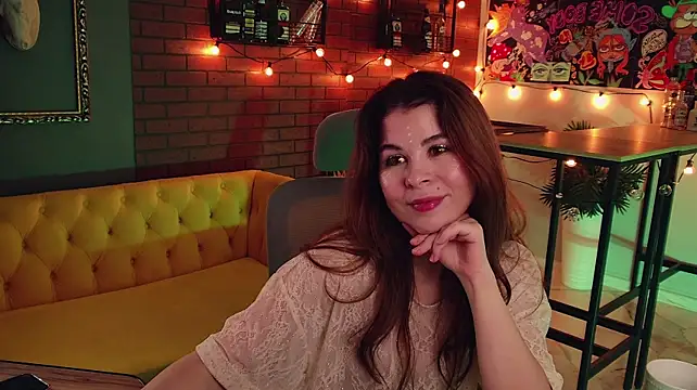Chat +18 de SienaAshwood ao vivo