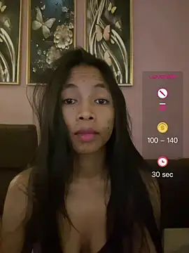 Lunevia's Live XXX Chat