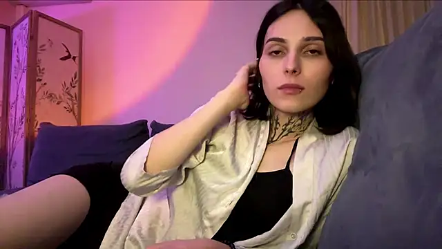 SweetFemBoyy Chat XXX live