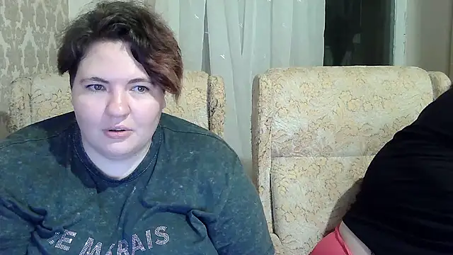 EmmaXKristall live XXX chat