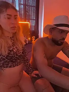 دردشة DarknLightt الجنسية المباشرة