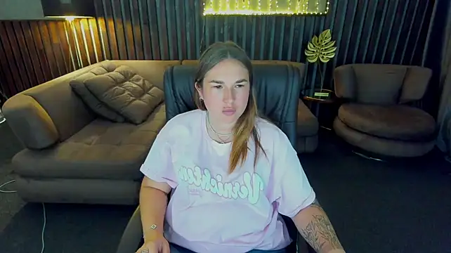 XXX chat uživo modela Sofii_darling
