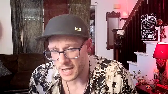 MasterDaddyCool élő XXX-chatje