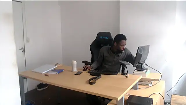 Mastertopdome's Live XXX Chat