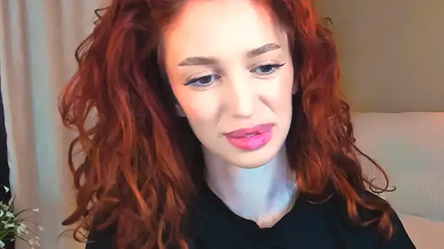 ChristinaConteeree Chat XXX in diretta