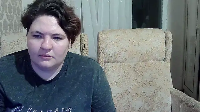 EmmaXKristall Chat XXX live