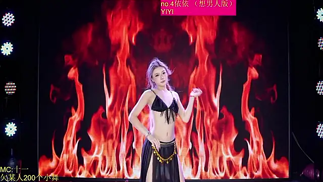 צ'אט XXX בשידור חי של Red-666