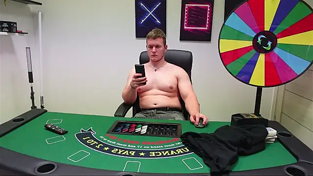 Richard_Dullas live XXX chat