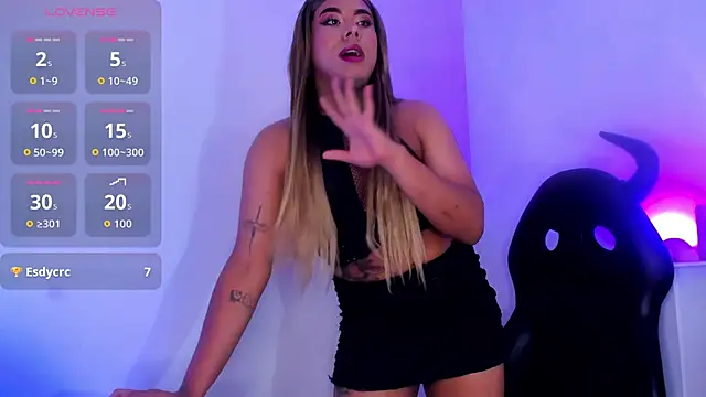 Emili_Roux Chat XXX in diretta