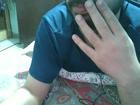 Živý XXX chat Precumboner