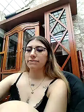 AliceTeenager___ XXX чат на живо