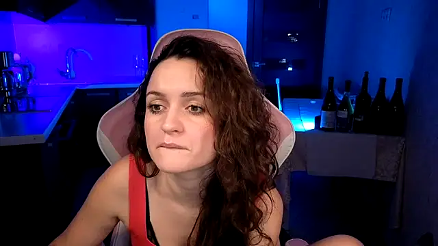 XXX chat uživo modela Cerann1