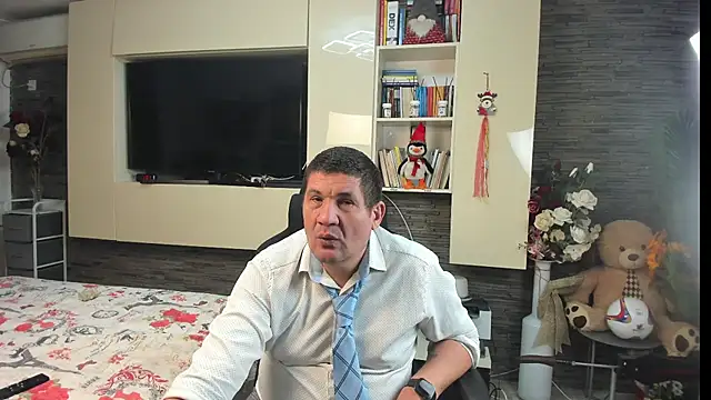 SpartacusDaddy48 লাইভ XXX চ্যাট